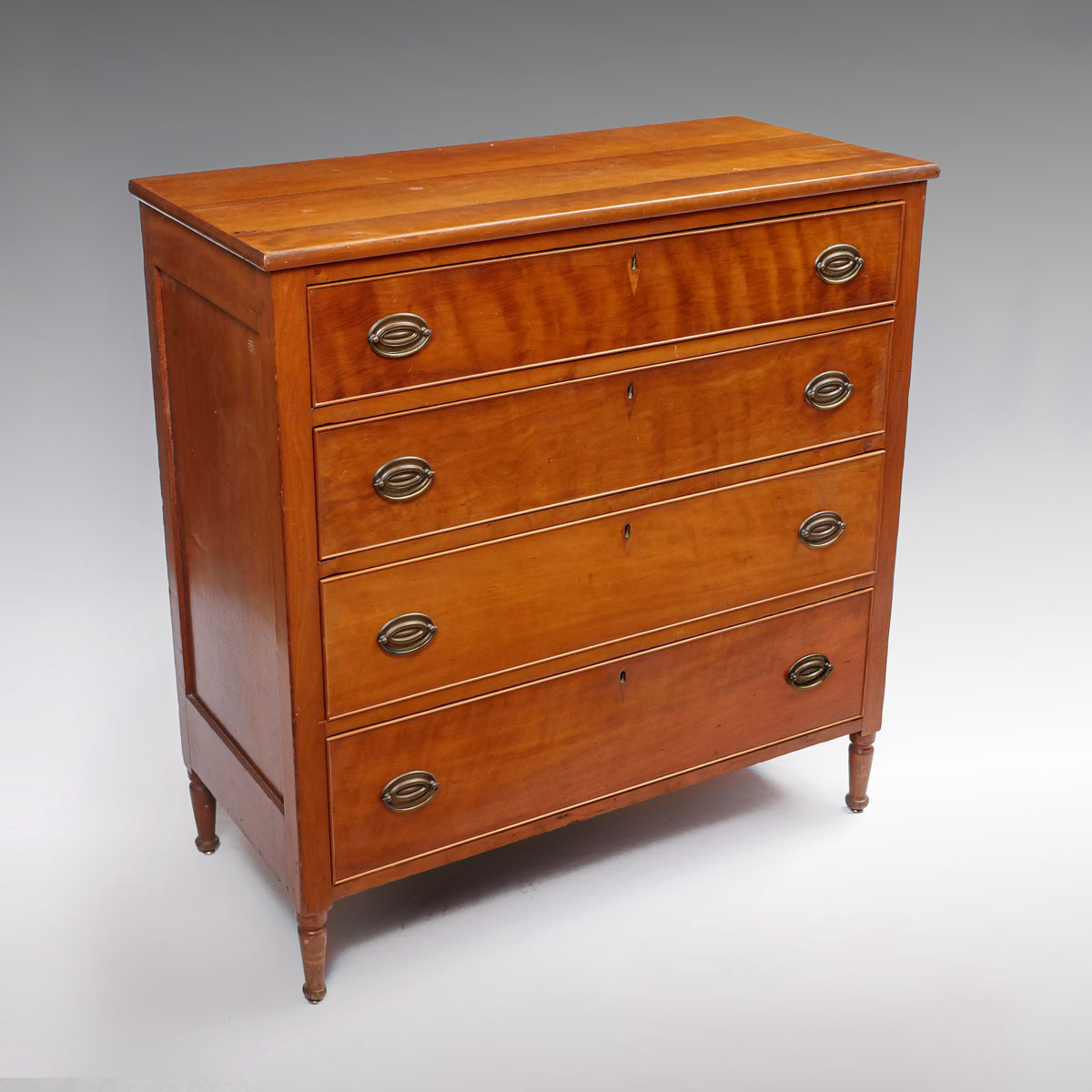 Appraisal: SHERATON DRAWER DRESSER Sheraton chest having graduated drawers with brass