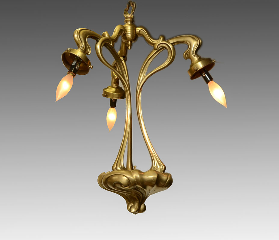 Appraisal: ART NOVEAU STYLE BRONZE HANGING LIGHT FIXTURE Heavy cast gold