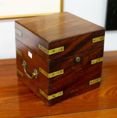 Appraisal: An early th Century mahogany brass bound square decanter box