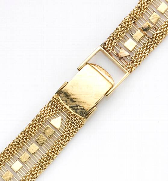 Appraisal: An k gold watch strap gross weight approximately gr length