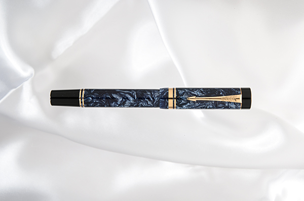 Appraisal: This Parker Centennial Duofold fountain pen features a cartridge fill