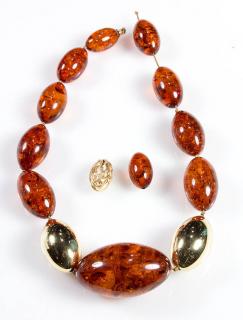 Appraisal: Amber and k yellow gold necklace Amber and k yellow