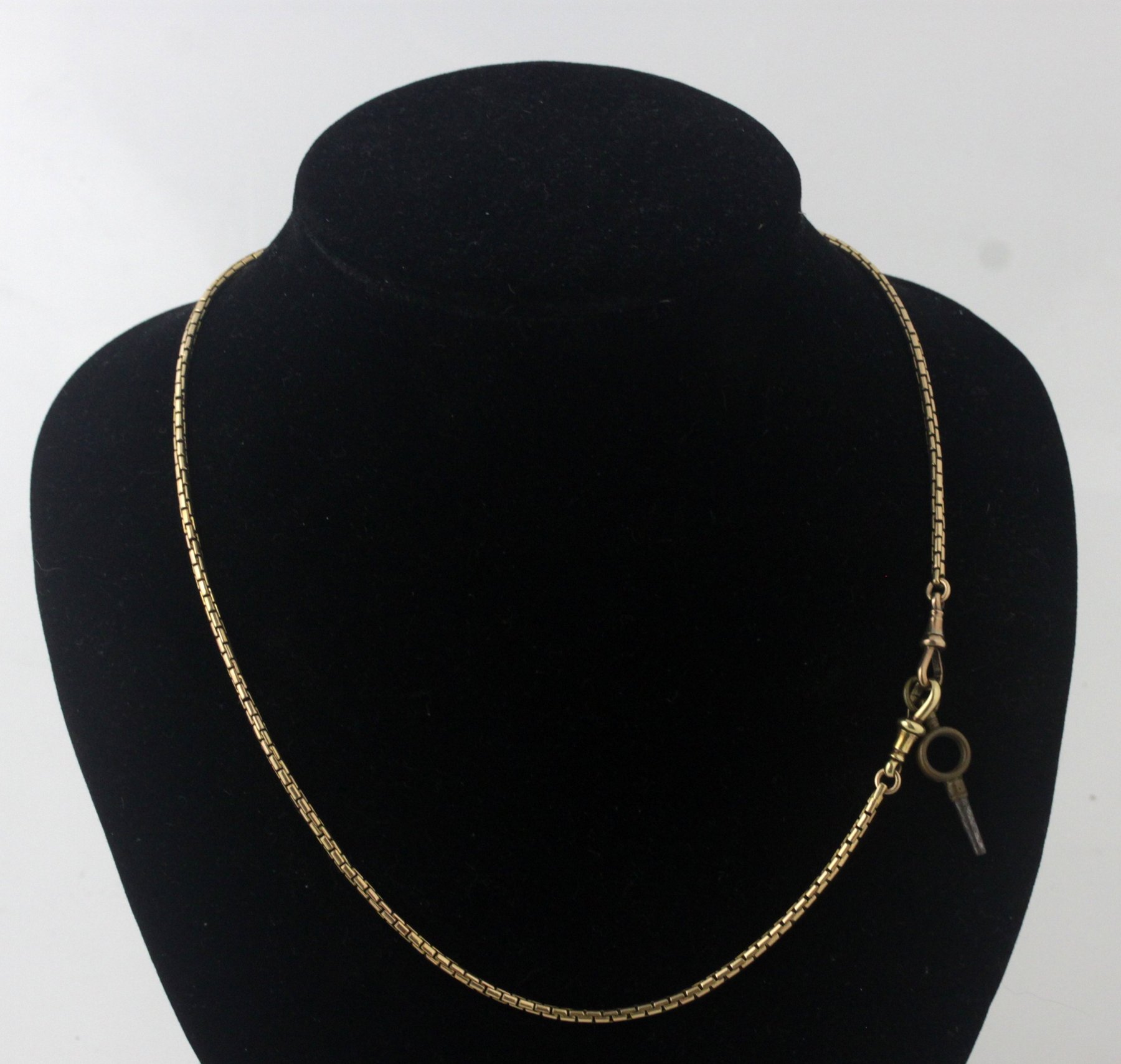 Appraisal: A fine ct gold watch chain cm long approximately gm