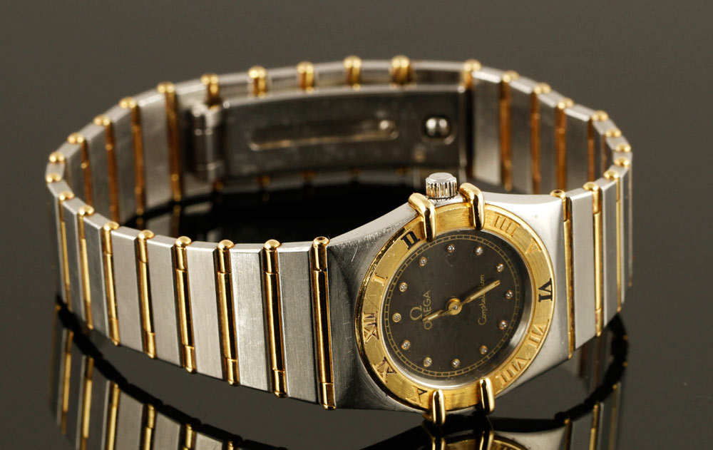 Appraisal: - Ladies Omega Constellation Watch Ladies Omega Constellation watch in