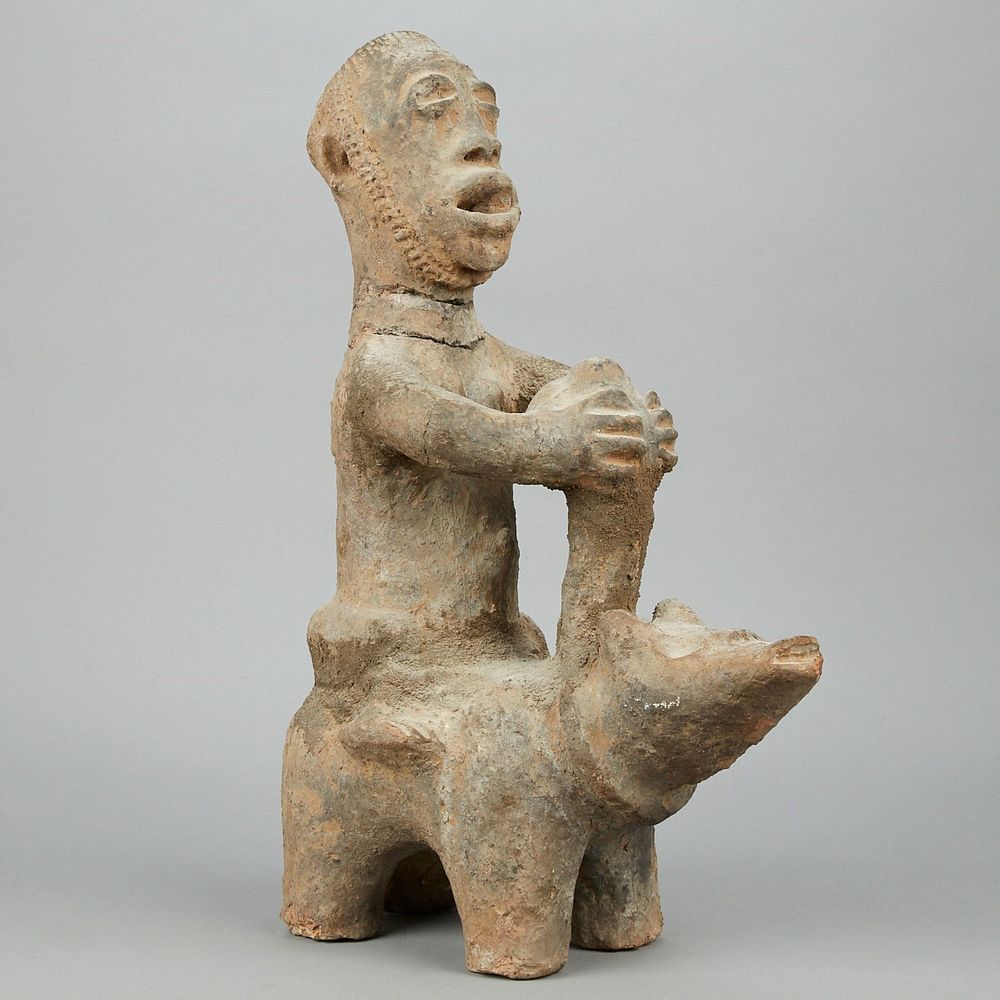 Appraisal: th c African Terracotta Figure Cote d'Ivoire th c terracotta