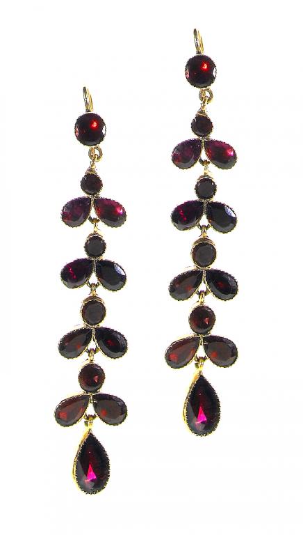 Appraisal: A PAIR OF ANTIQUE FOILED GARNET EARRINGS the articulated line