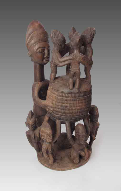 Appraisal: AFRICAN NIGERIA YORUBA POT '' x '' x ''CONDITION Note