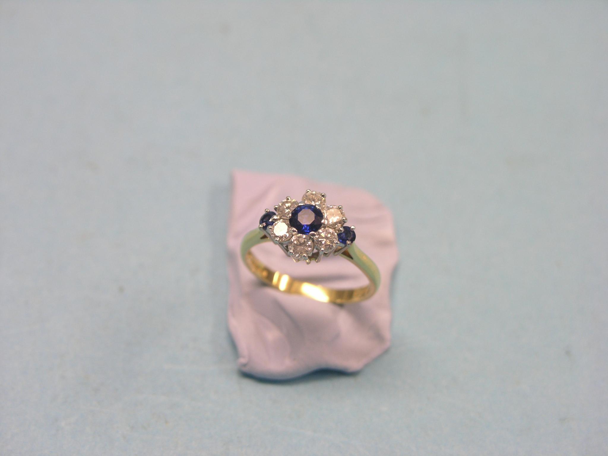 Appraisal: An ct gold diamond and sapphire cluster ring six diamonds