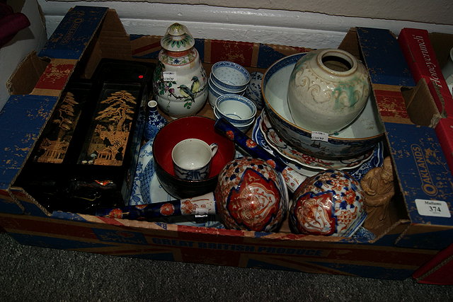 Appraisal: A COLLECTION OF CHINESE PIECES to include export ware a