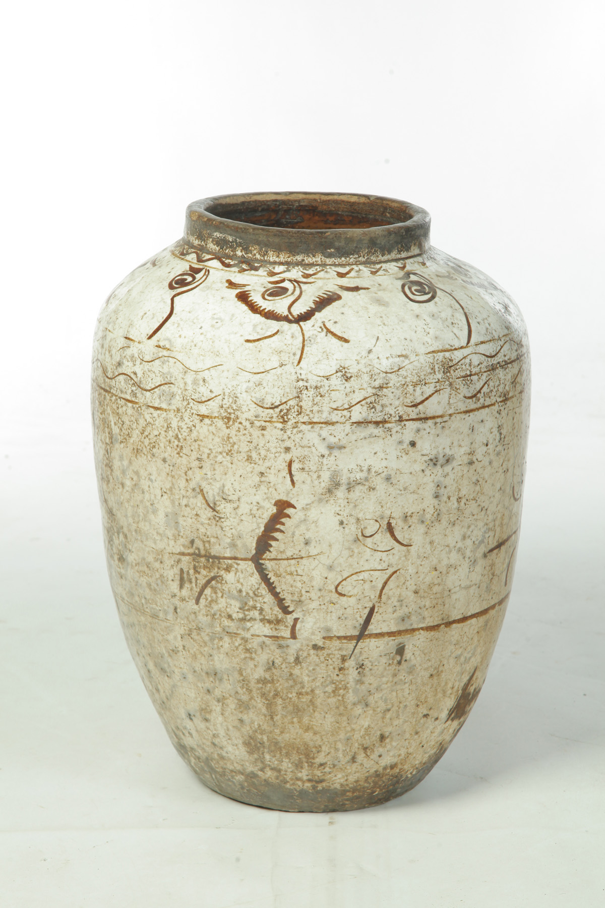 Appraisal: CHINESE CIZHOU VASE Attributed to th century Brown slip design