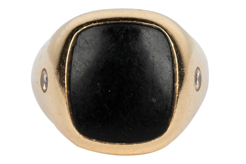 Appraisal: KARAT YELLOW GOLD DIAMOND ONYX RINGcentering one cushion shape tablet