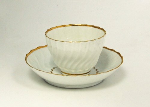 Appraisal: A Barr Flight and Barr spirally ribbed tea bowl and