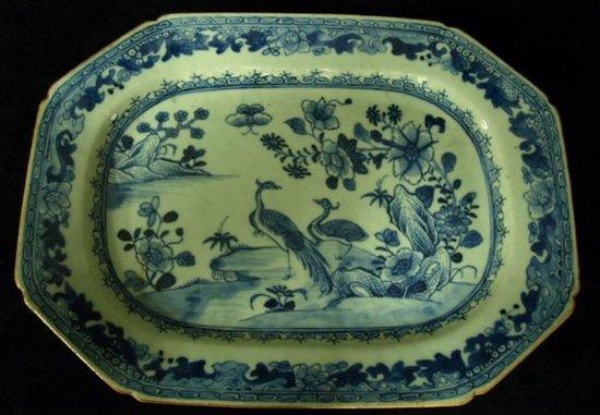 Appraisal: A Nankin rectangular dish with canted corners and central scenes