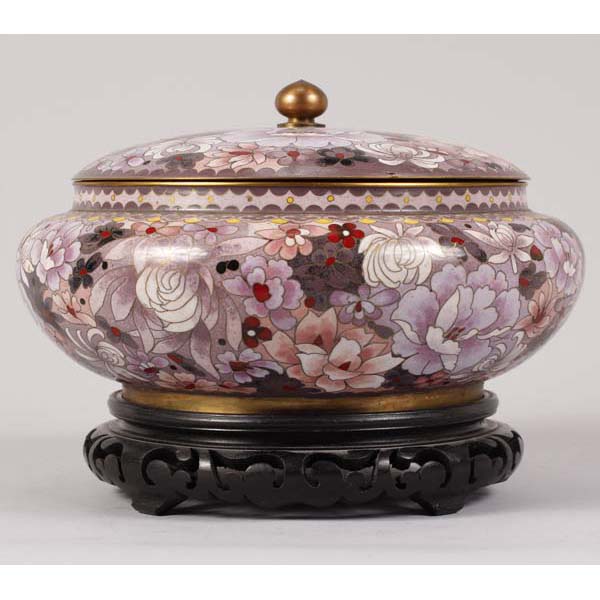 Appraisal: Large Chinese cloisonne covered chrysanthemum bowl with floral decoration and