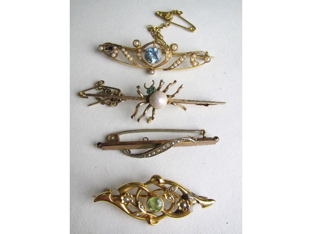 Appraisal: Lot comprising four Edwardian ct gold bar brooch set with