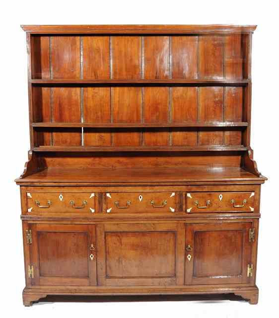 Appraisal: A GEORGIAN FRUIT WOOD DRESSER the plate rack above with