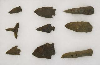 Appraisal: Elmira NY area prehistoric lithic artifacts- arrowheads points old Irving