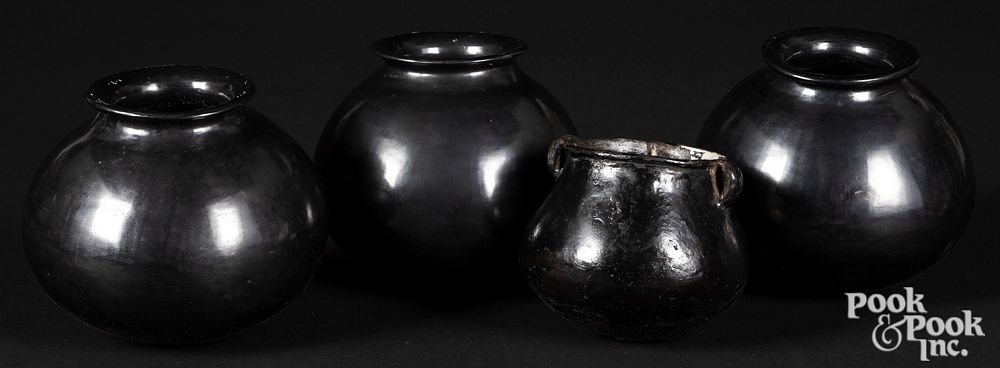 Appraisal: Four Native American Indian blackware vessels Four Native American Indian