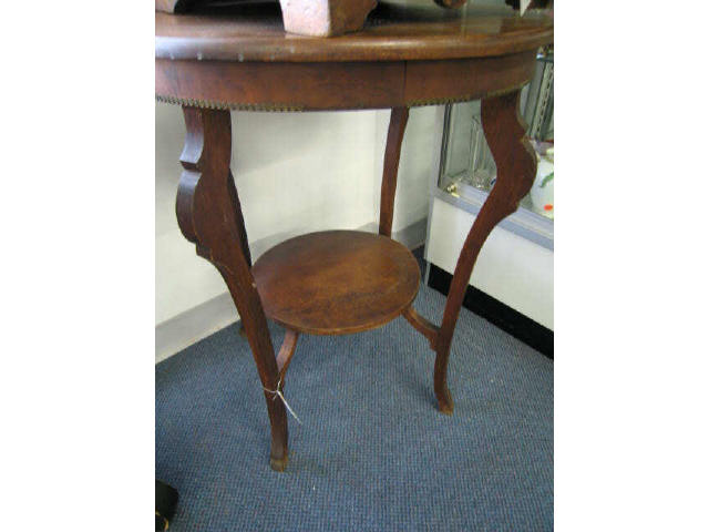 Appraisal: Victorian Round Library Table with Shelf