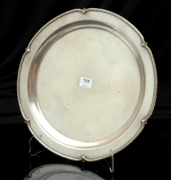 Appraisal: AN AUSTRALIAN SILVER TRAY By W J Sanders New South