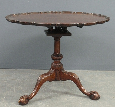 Appraisal: - Philadelphia Chippendale style piecrust tea table by The Company