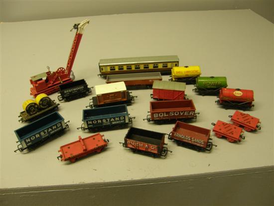 Appraisal: Hornby Dublo and Hornby Railways rolling stock and carriages in