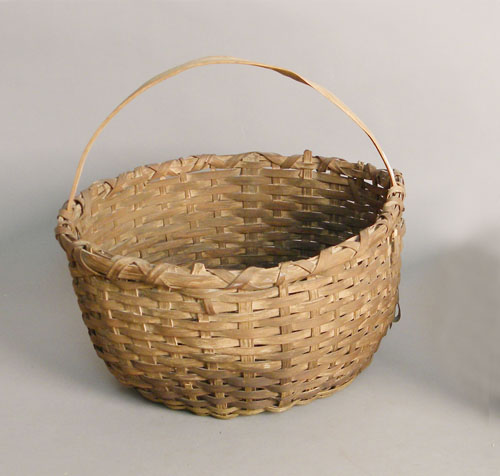 Appraisal: Splint oak basket th c dia