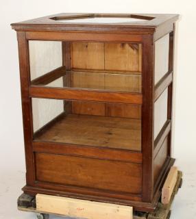 Appraisal: American general store counter display case American early 's General