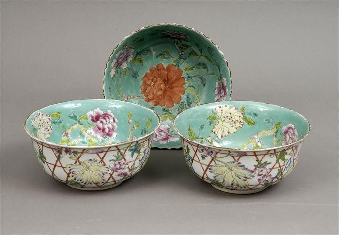 Appraisal: Three Chinese Famille Rose Porcelain Bowls with Turquoise-Glazed Interiors to