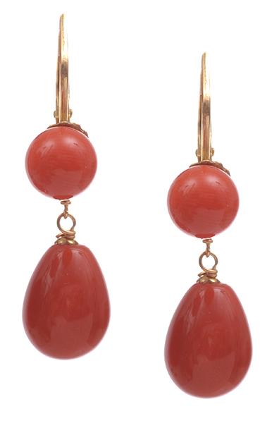 Appraisal: A PAIR OF CORAL DROP EARRINGS Each comprising an articulated