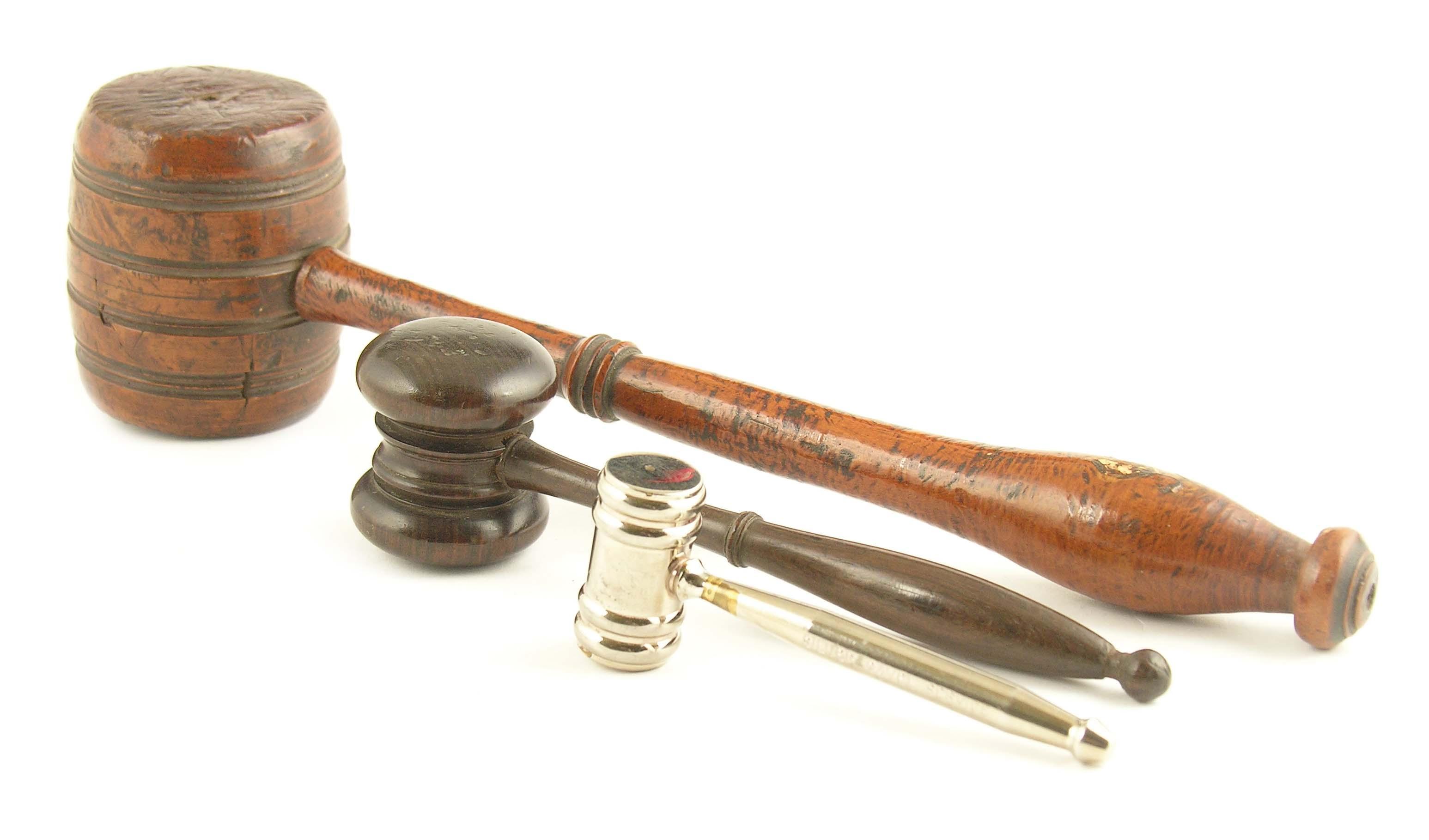 Appraisal: A th century turned treen gavel