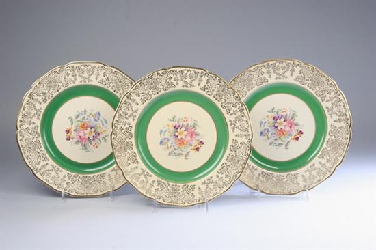 Appraisal: TWELVE JOHNSON BROS DINNER PLATES Victorian pattern - in diam