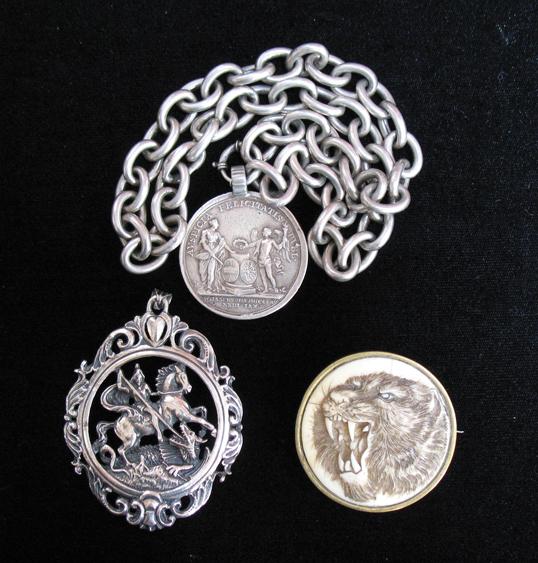 Appraisal: A SILVER COIN mounted as a pendant celebrating the union