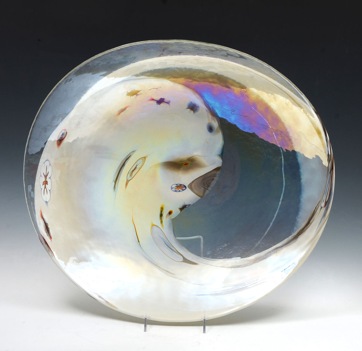 Appraisal: LARGE MODERN GLASS CHARGER Large Murano style clear white iridescent