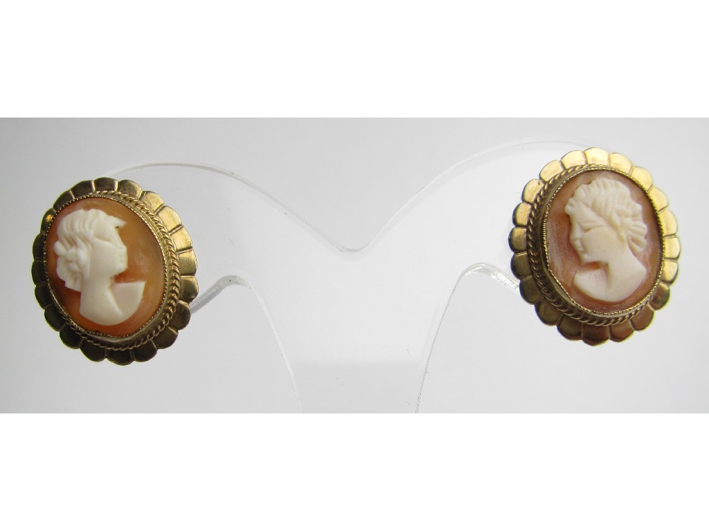 Appraisal: Pair of ct gold mounted cameo earrings