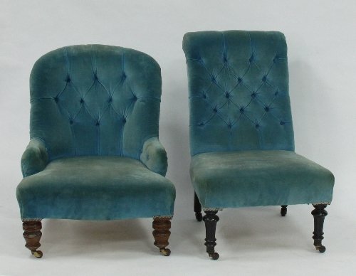 Appraisal: Two Victorian button back nursing chairs one with scoop back