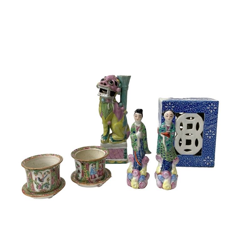 Appraisal: Miscellaneous Chinese Porcelain Miscellaneous Chinese Porcelain