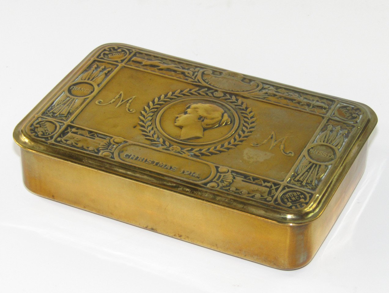 Appraisal: A WWI Princess Mary Christmas Gift tin