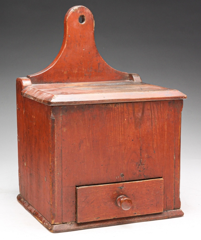 Appraisal: PENNSYLVANIA HANGING BOX Early th century yellow pine Lift lid