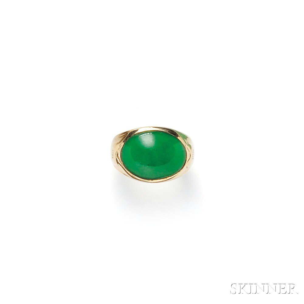 Appraisal: kt Gold and Jadeite Ring Marcus Co bezel-set with a