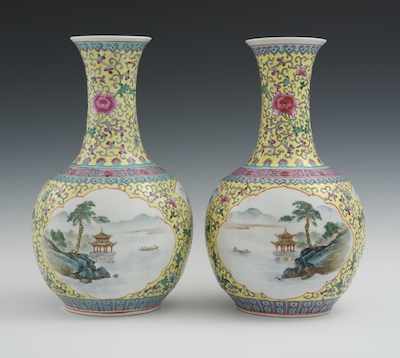 Appraisal: A Fine Pair of Chinese Famille Rose Mirror Image Vases