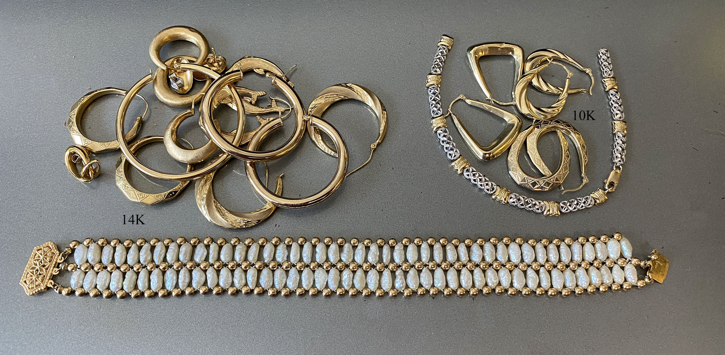 Appraisal: MULTI-PIECE LOT OF K AND K MISC GOLD ITEMS g