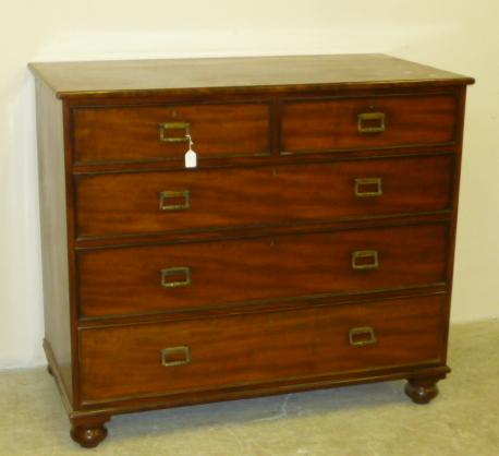 Appraisal: AN EARLY VICTORIAN MAHOGANY CHEST of two short and three