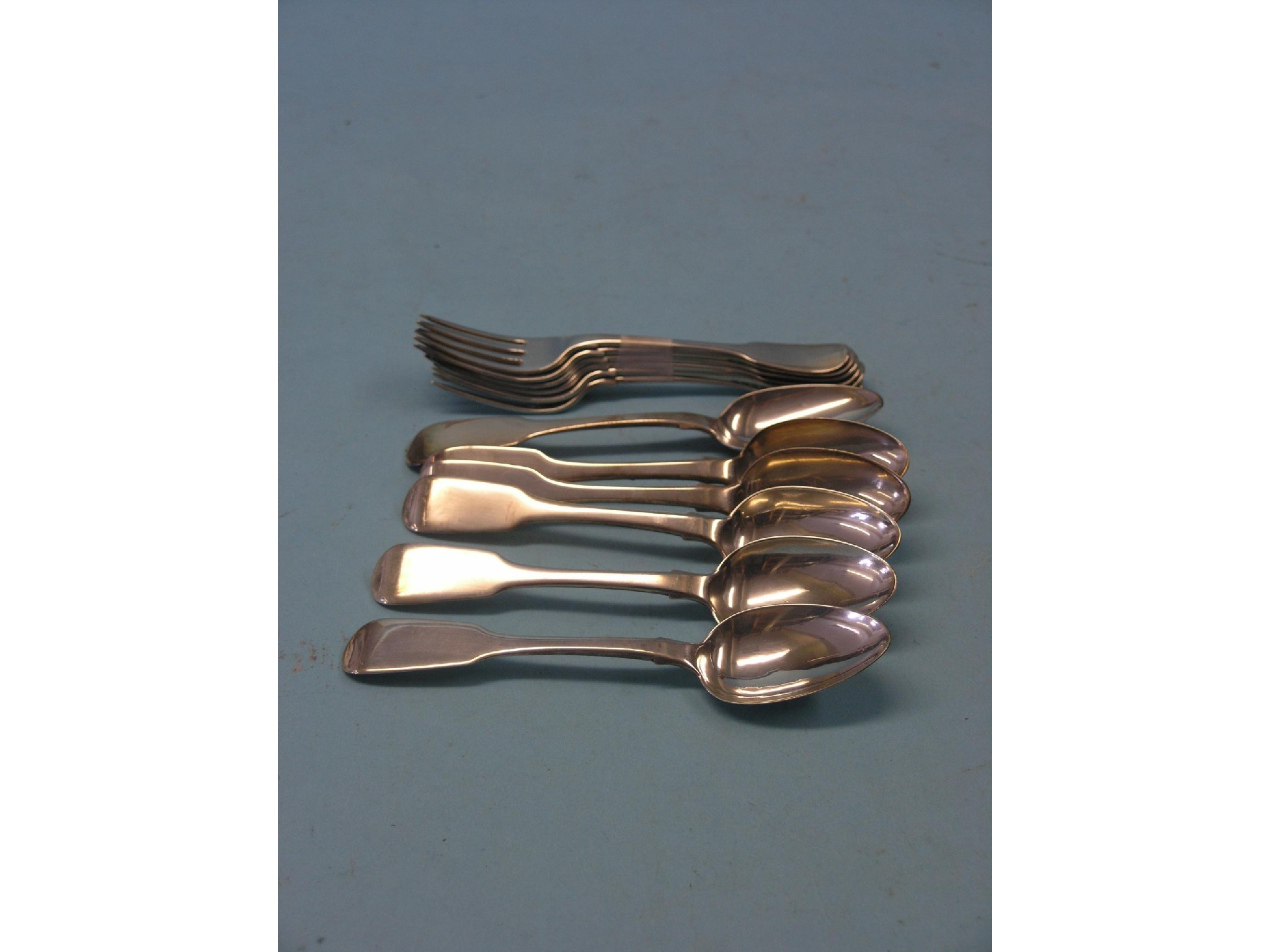 Appraisal: A set of six George IV silver dessert spoons and