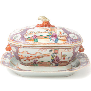 Appraisal: A Chinese Export Porcelain Tureen and Platter Late th Early