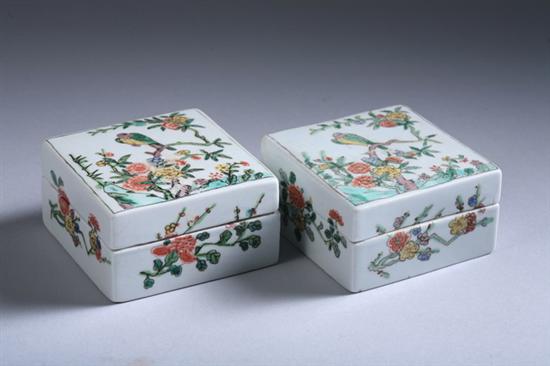 Appraisal: PAIR JAPANESE KAKIEMON STYLE BOXES Edo Meiji period Each square