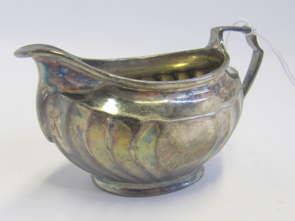 Appraisal: A silver cream jug Sheffield