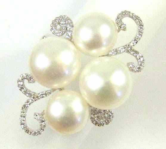 Appraisal: PEARL DIAMOND AND WHITE GOLD RING k gold set with