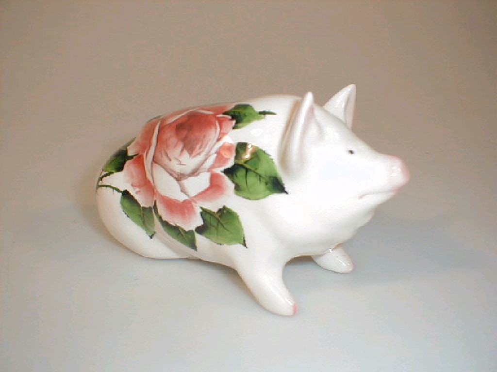 Appraisal: A modern Wemyss pottery pig