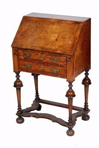 Appraisal: AN ANTIQUE BURR WALNUT LADIES WRITING DESK the interior fitted